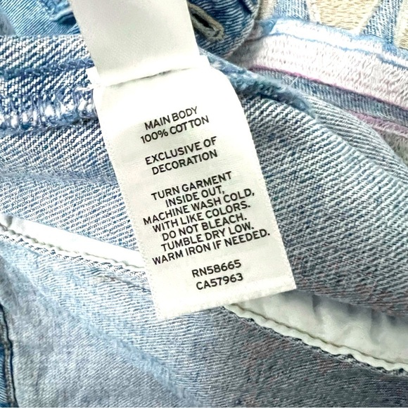 Artistic Blue Denim Jacket with Eye Motif - Picture 6 of 7